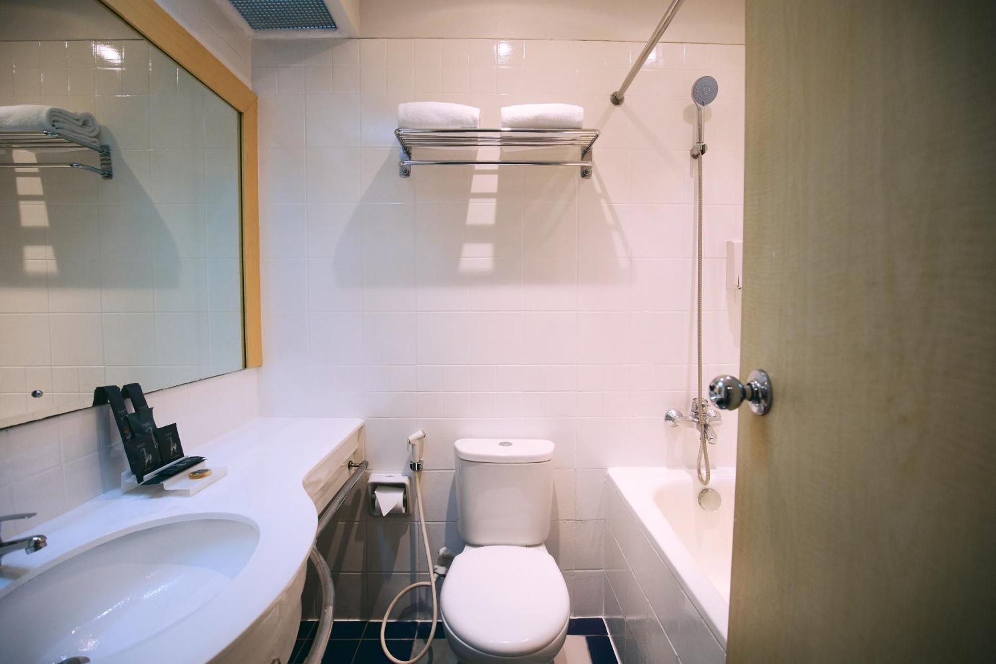 Hotel Horison Arcadia Wahid Hasyim